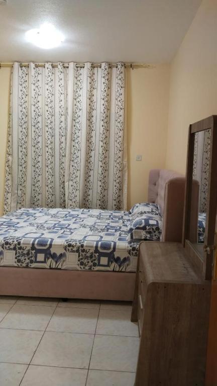 Holiday Home 2 Bedrooms Apartment For Family Only Sardzsa Kültér fotó